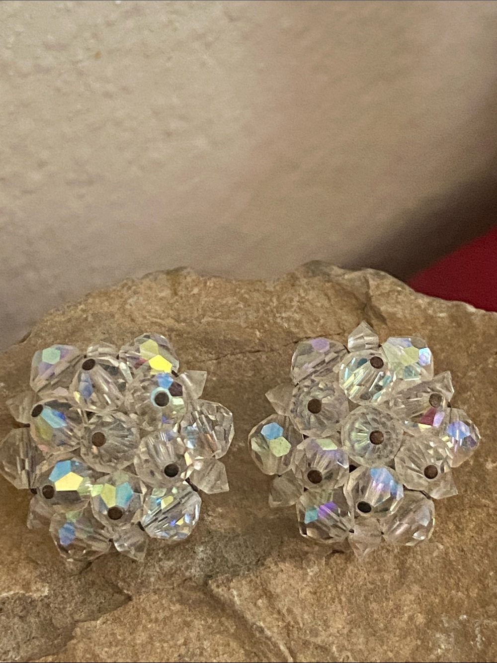Vintage 60s Aurora Borealis Glass Cluster Clip On Earrings